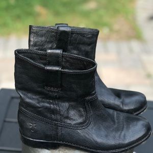 Frye Leather ankle boot . Worn 2x!